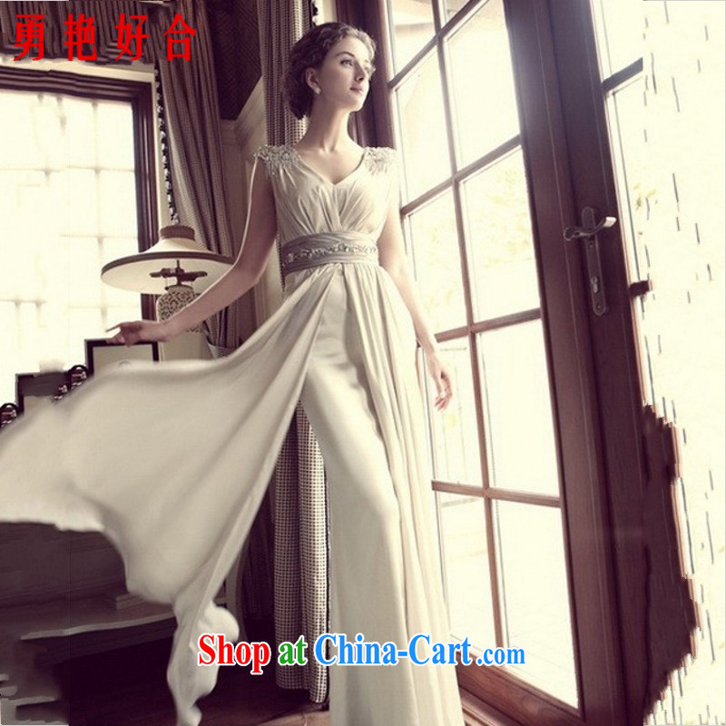 According to the 2015 Uganda new retro bridal bridesmaid toast served at evening dress/Long/champagne color dress hand-making red. size color will not be refunded, Yong Yan good offices, and shopping on the Internet
