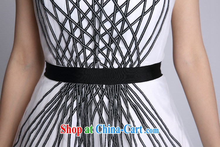 Abundant Ming streaks in Europe and shaggy skirts dress girls sleeveless vest-skirt 2015 spring and summer new white XL pictures, price, brand platters! Elections are good character, the national distribution, so why buy now enjoy more preferential! Health