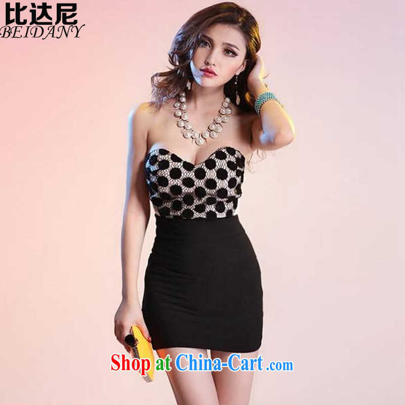 More than up to the Summer 2015 new stylish sexy night stores is the bare chest Web yarn stitching small dress dress black