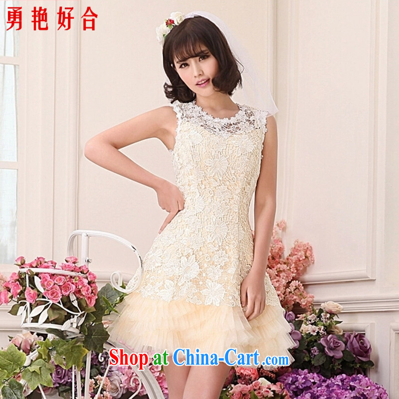Yong-yan and wedding dresses new 2015 summer shorts bridal toast served accompanied by Madame Chair service performance service red-and-white. size color is not final, and Yong-yan good offices, shopping on the Internet