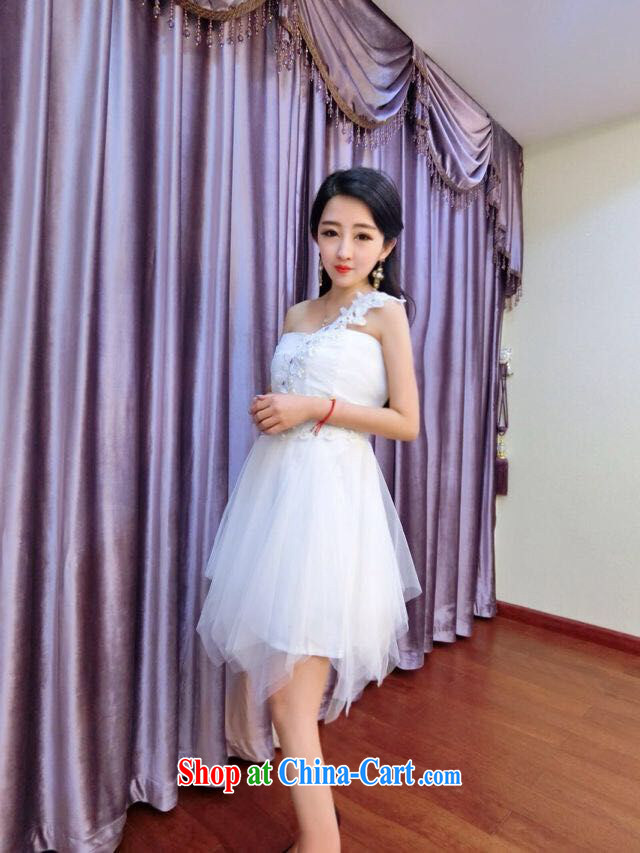 New Korean version of a sense-won the shoulder bare shoulders beauty dress dress dress white are code pictures, price, brand platters! Elections are good character, the national distribution, so why buy now enjoy more preferential! Health