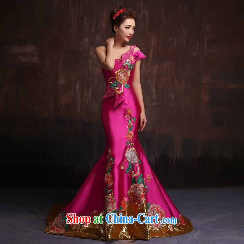 2015 spring and summer New Red single shoulder dress retro bridal crowsfoot toast stage serving the people serving China's Red Cross Society are tailored to sin Sin better edge, shopping on the Internet